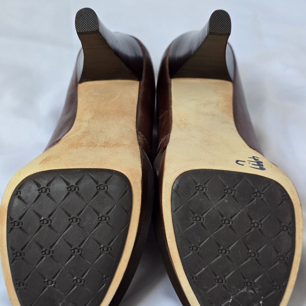 Ugg Jamison Brown Leather And Sheepskin Heeled Booties - Picture 5 of 6